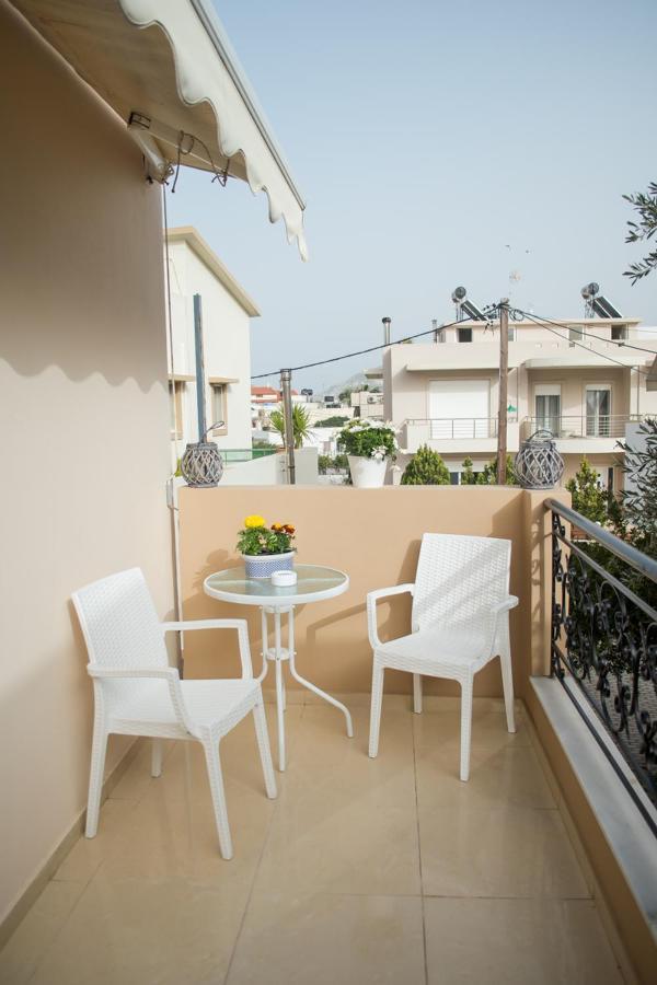Sun By The Sea 2 Apartment Agia Pelagia  Exterior photo