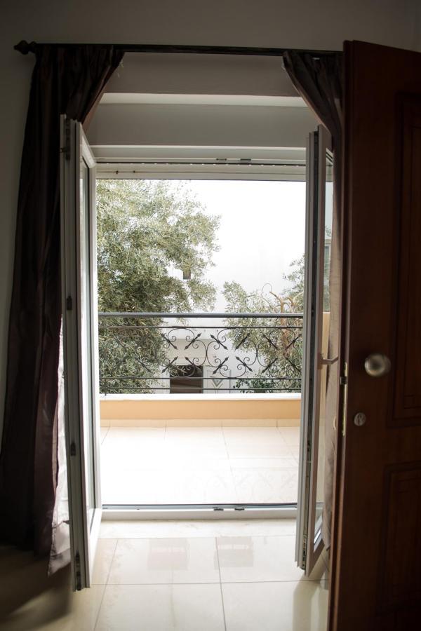 Sun By The Sea 2 Apartment Agia Pelagia  Exterior photo