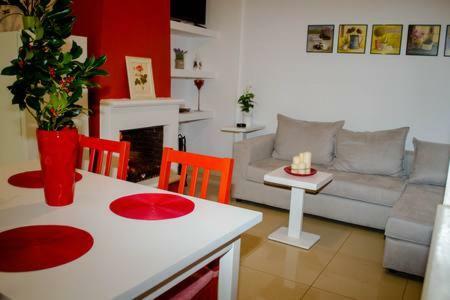Sun By The Sea 2 Apartment Agia Pelagia  Exterior photo